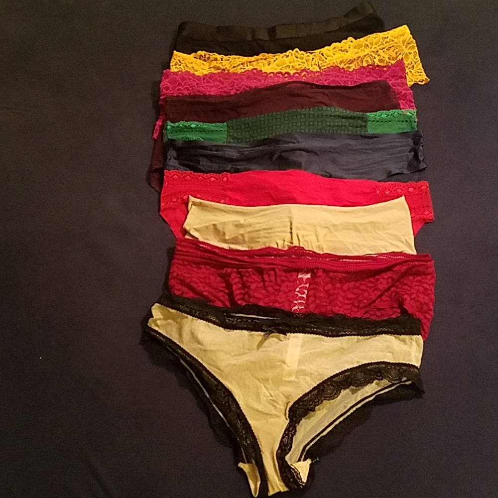 Assorted panties